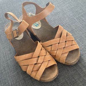 Moheda Swedish Leather Sandals (euro 41)